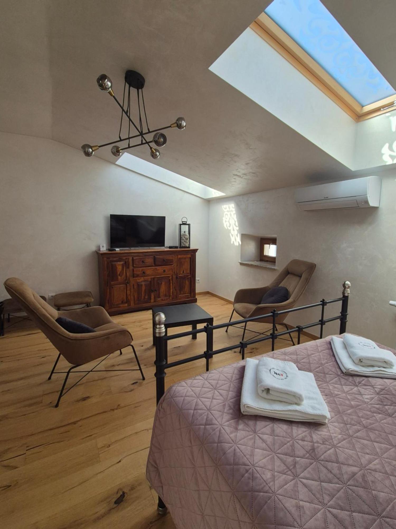 Aparthotel Miodowa 25 Краків Екстер'єр фото