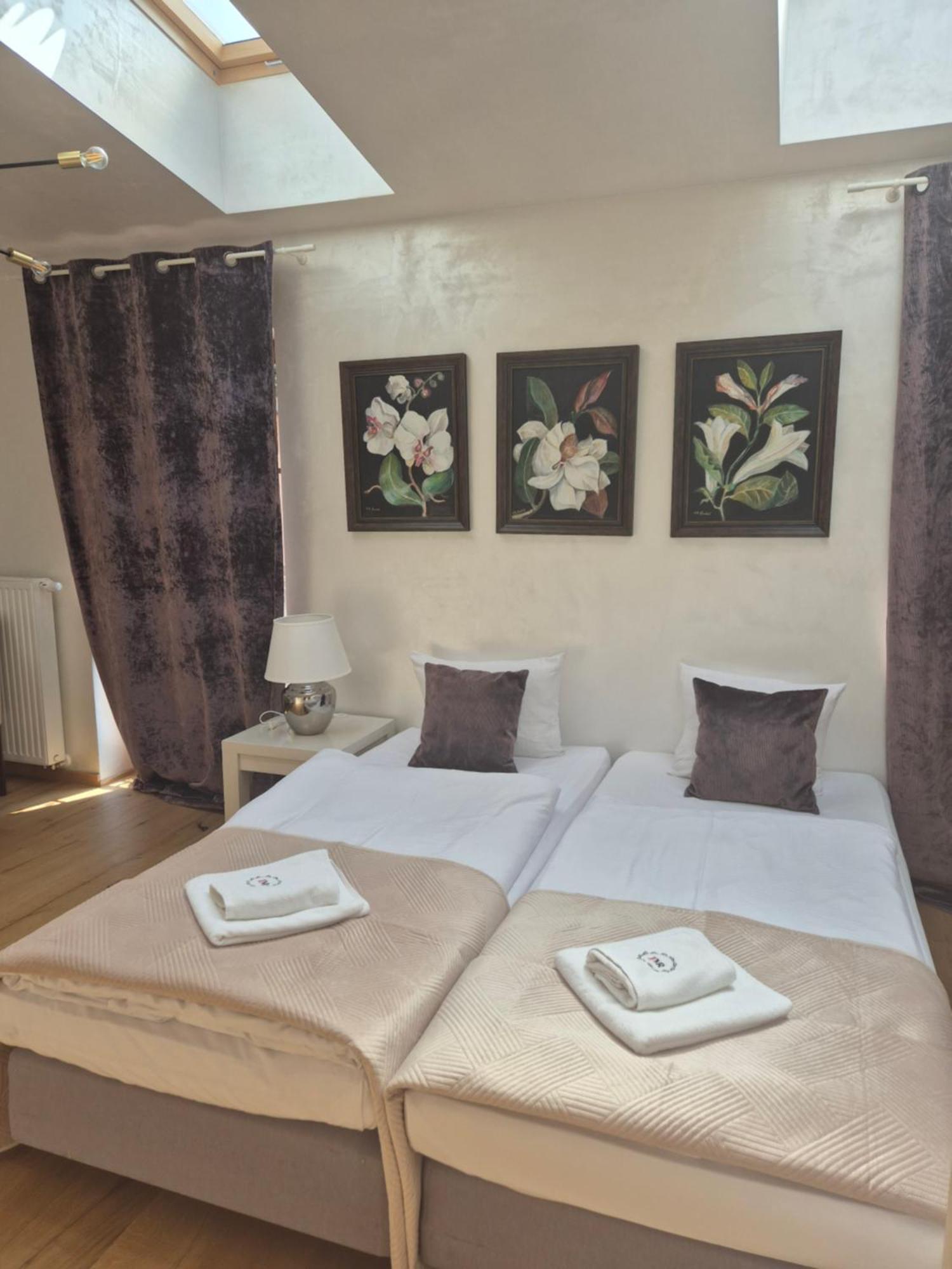 Aparthotel Miodowa 25 Краків Екстер'єр фото
